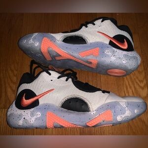 Nike PG 6 Paul George Fluoro White Crimson
DC1974-100 Mens Sz 8 Great Condition